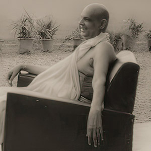 Photo 3 - Swami Sivananda & Swami Venkatesananda enjoy a good laugh