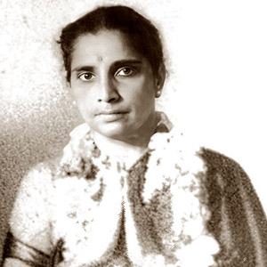 Swami Sivananda with Rani Kumudini-Devi